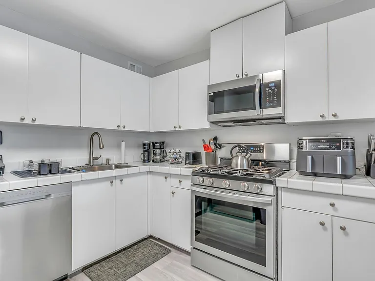 1203 River Rd #20A — Photo 24