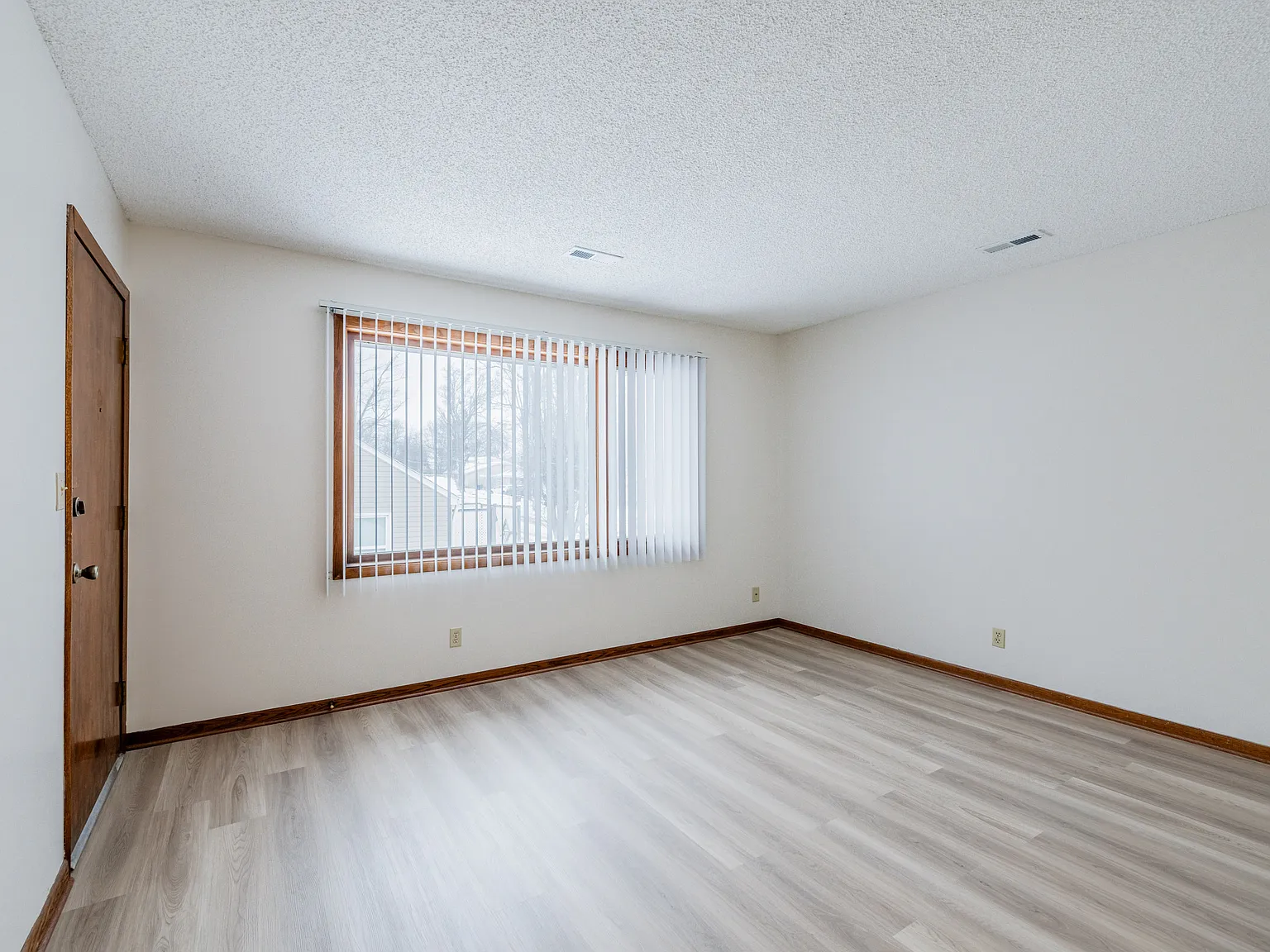 1 bed, 604 sqft, $739 — Photo 2