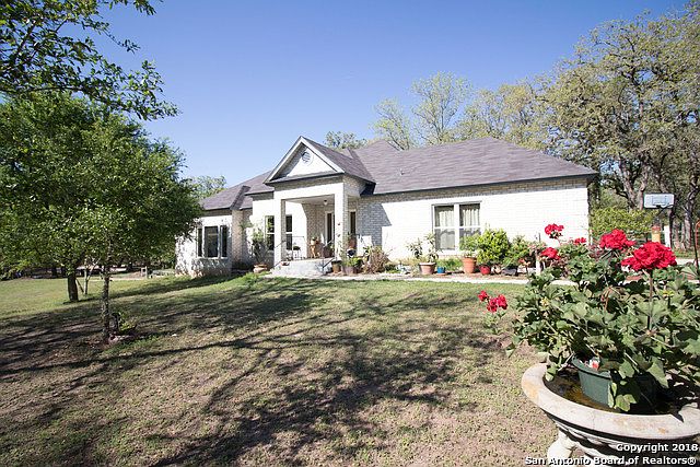 1st image of 115 Montesito Ln