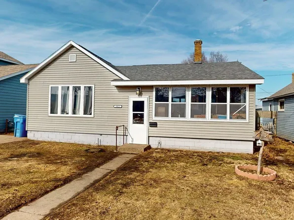 1022 W 2nd St, Winona, MN 55987