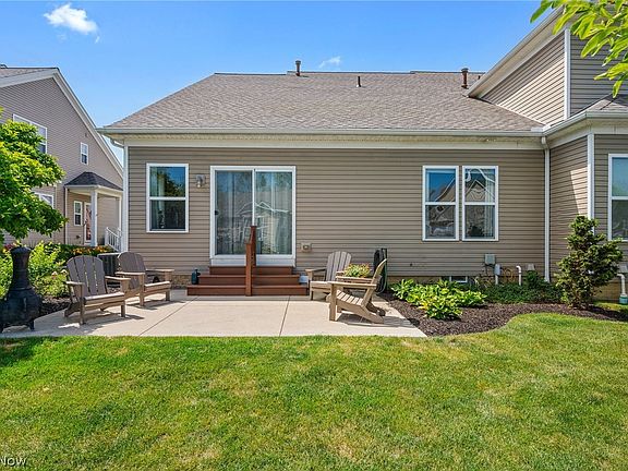 4th image of 8329 Beaumont Dr