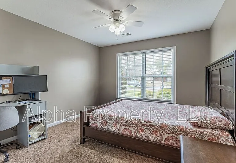 105 Herndon Ct — Photo 14