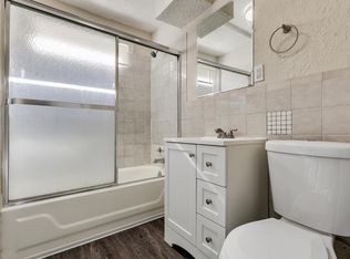 4111 Walnut St APT 7, Kansas City, MO 64111