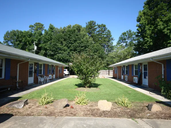 2004 Jersey Ave APT B, Durham, NC 27707