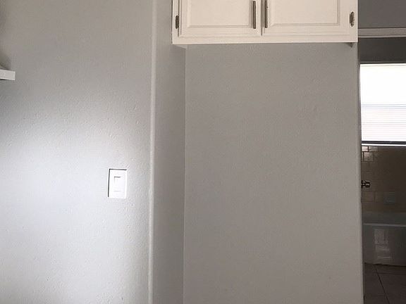5th image of 2472 Cedar Ave APT 07