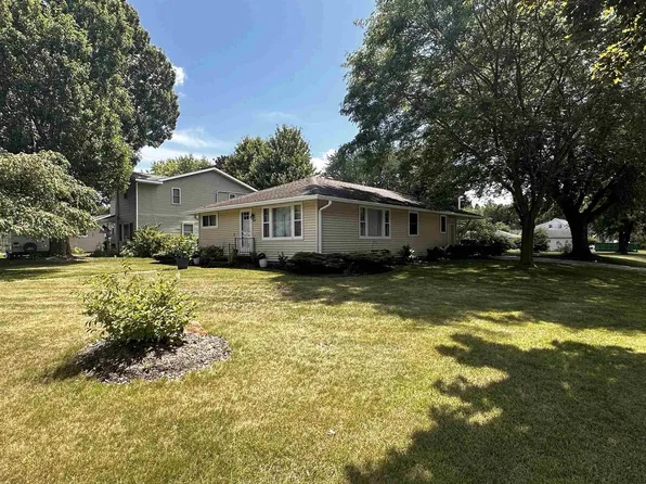 1614 West 6TH STREET, Marshfield, WI 54449