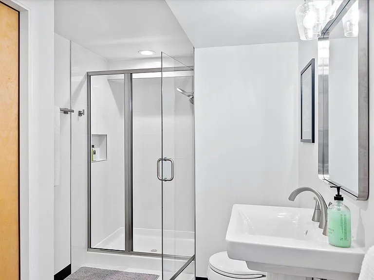 1208 S Elm St #A — Photo 25