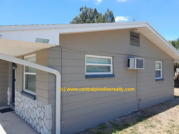 5560 59th Way N #1 — Photo 2