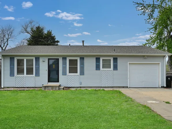 413 S Madore St, Silver Lake, KS 66539