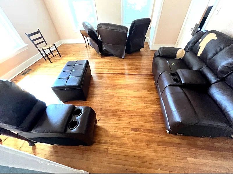 1st image of 186 Russell St APT 1