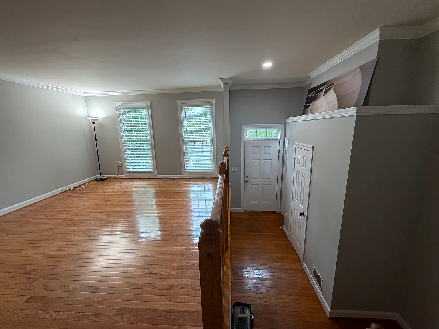 3 bed, 2.5 bath, 1554 sqft, $3,100 — Photo 3