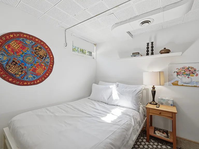 Basement full sized bedroom