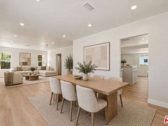5th image of 3022 W 73rd St