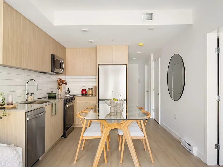 6019 Dunbar St — Photo 26