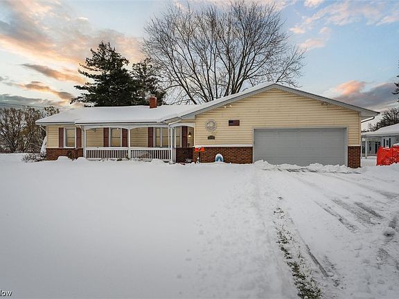 2nd image of 5444 Old Orchard Dr