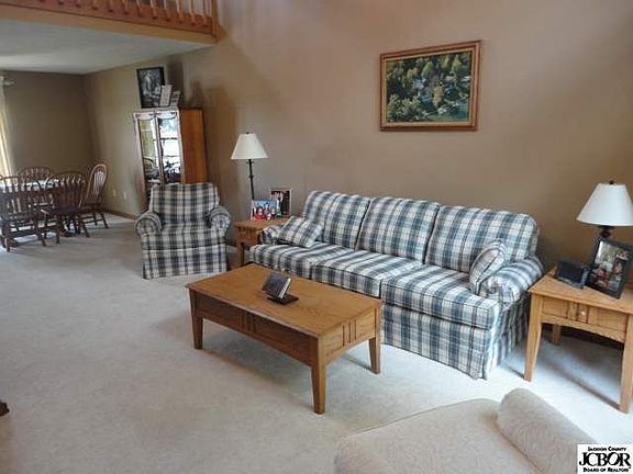 4th image of 1070 E Sunset Dr