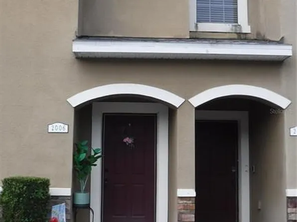 2006 Greenwood Valley Dr, Plant City, FL 33563