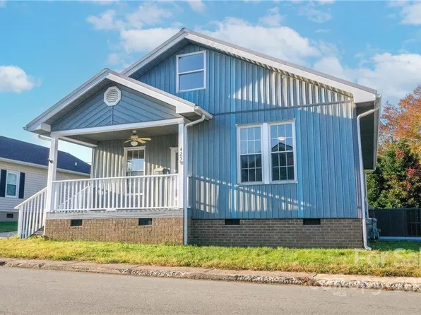 425 Woodlawn Ave #8, Cramerton, NC 28032