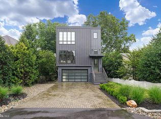 1452 Buena Vista Ave, Mc Lean, VA 22101