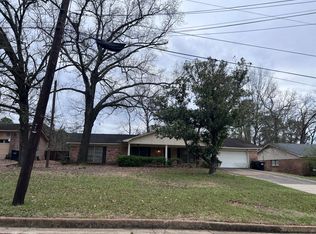 1210 Le Duke Blvd, Longview, TX 75601