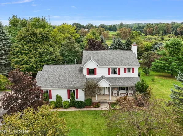 4011 Chisholm Trl, Dryden, MI 48428