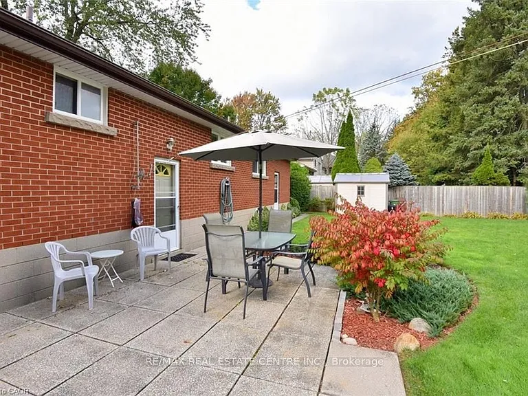 171 Manitou Way #LOWER — Photo 16