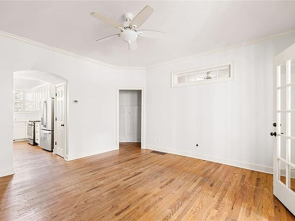 2nd image of 878 Briarcliff Rd NE APT A1