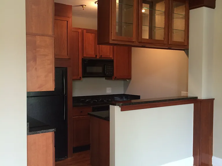 1702 Q St NW #4 — Photo 3