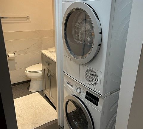 4th image of 358 W 30th St APT 1B