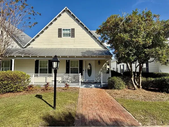 1011 Palm Blvd, Port Saint Joe, FL 32456