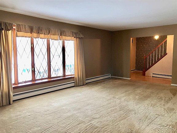 3rd image of 9845 Sonora Dr