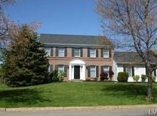 1302 Buck Trail Rd, Allentown, PA 18104