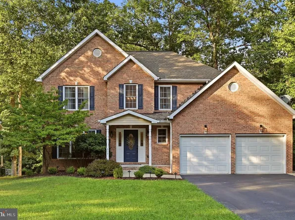303 Northwood Cir, Cross Junction, VA 22625