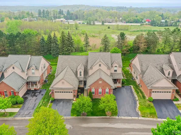 6940 Stonewood, Clarkston, MI 48346