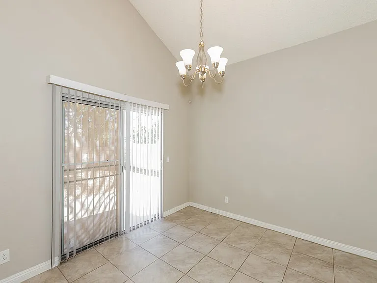 1403 Harmony Hill Dr — Photo 7