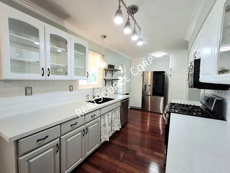 26421 Torrey Pines Dr — Photo 12