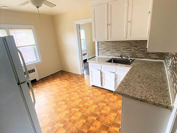 2nd image of 243 Marlboro St #3