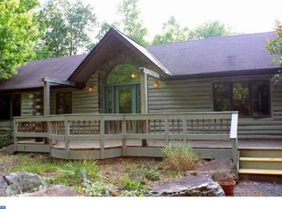 1717 Country Ln, Quakertown, PA 18951