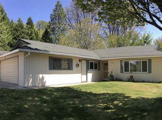 710 Caroline Ave, Mount Shasta, CA 96067