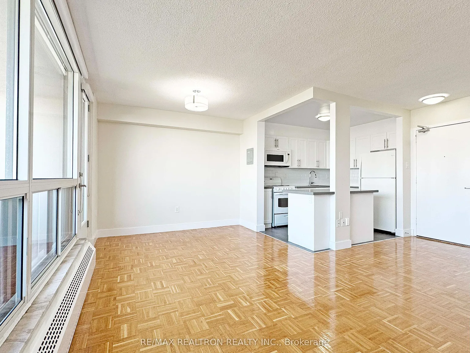 2 bed, $3,295 — Photo 4
