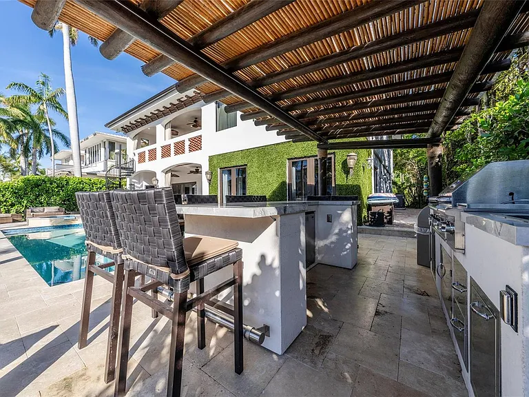 2430 Castilla Isle — Photo 48