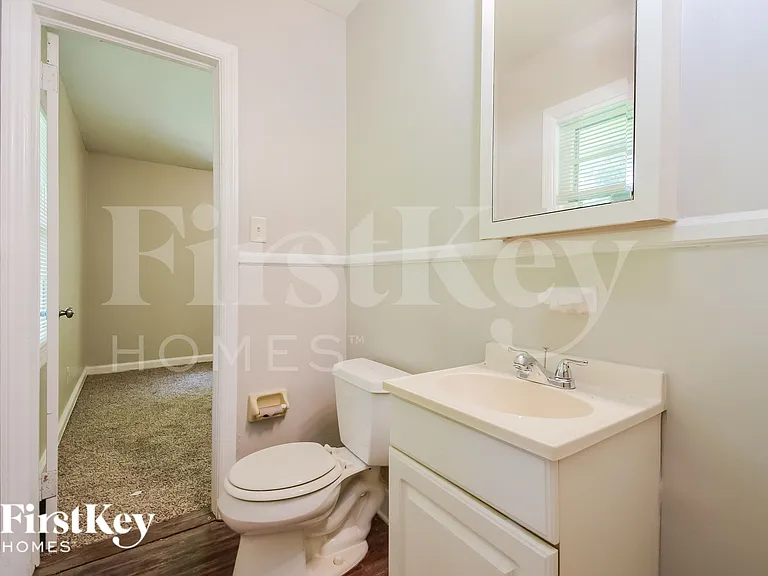 2073 Mark Trl — Photo 11