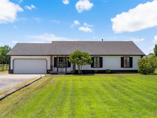 19994 Mountain Ln, Claremore, OK 74019