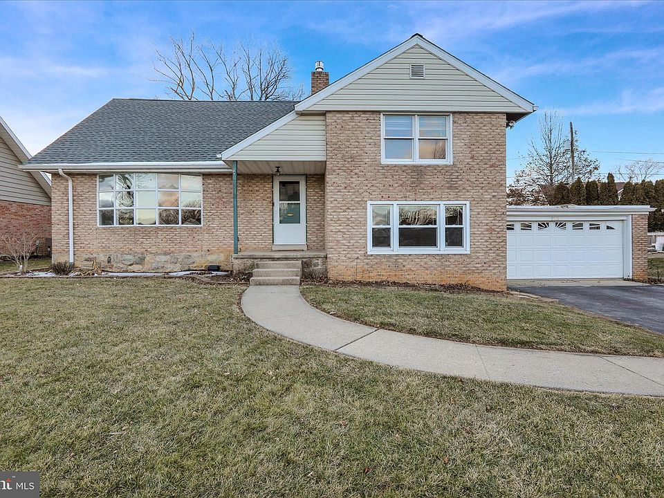 1st image of 2313 Bressler Dr
