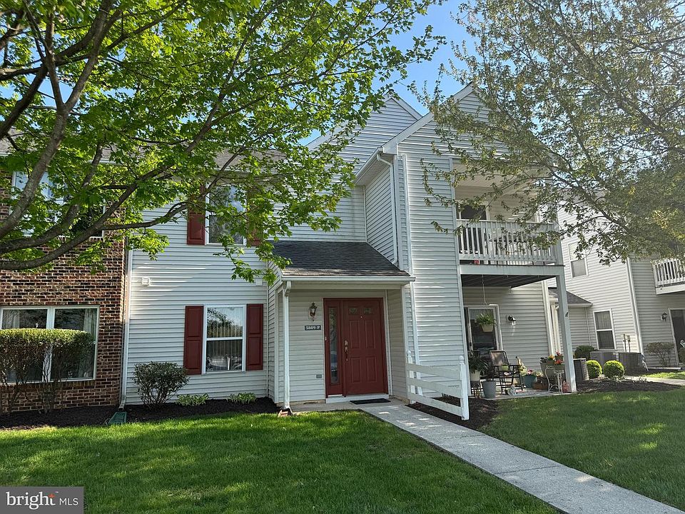 1st image of 5809 Hidden Lake Dr