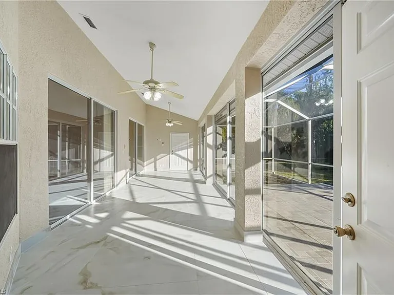 128 Heritage Way — Photo 38