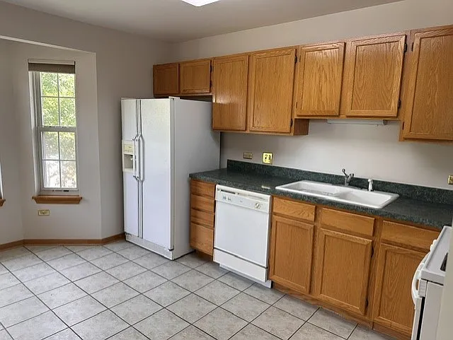13902 S Cambridge Cir #13902 — Photo 9