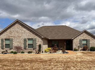 7 Pecan Ridge Dr, Jackson, TN 38305