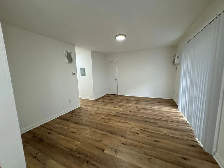 5650 Fair Ave — Photo 16