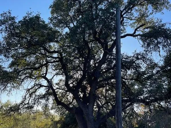 605 Stock Pen Rd #1, Eden, TX 76837